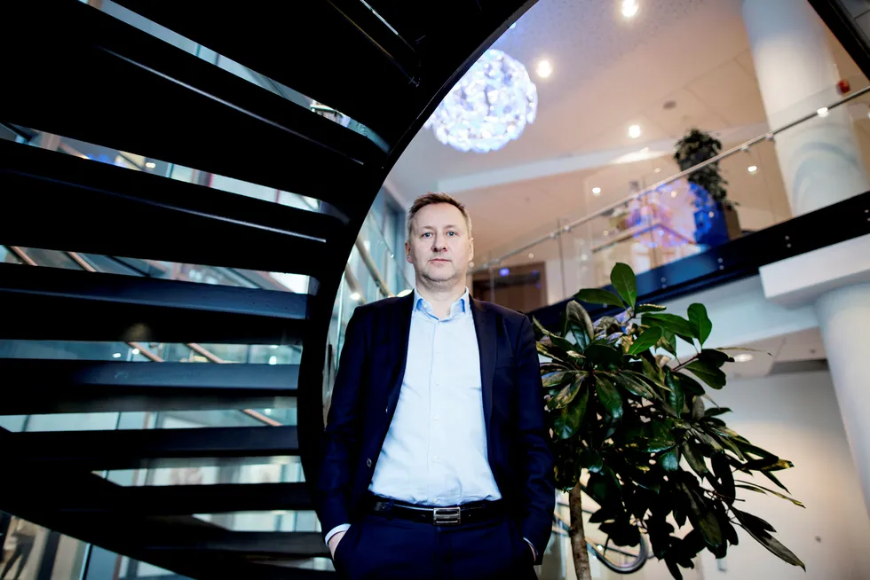 Sjeføkonom Frank Jullum i Danske Bank Markets venter at leilighetsprisene vil falle mest i juni. Foto: Ida von Hanno Bast