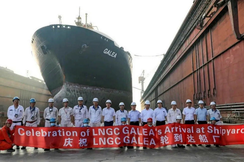 Work kicks off: the LNG carrier Galea arrives at Cosco yard in Shanghai for conversion into FSRU