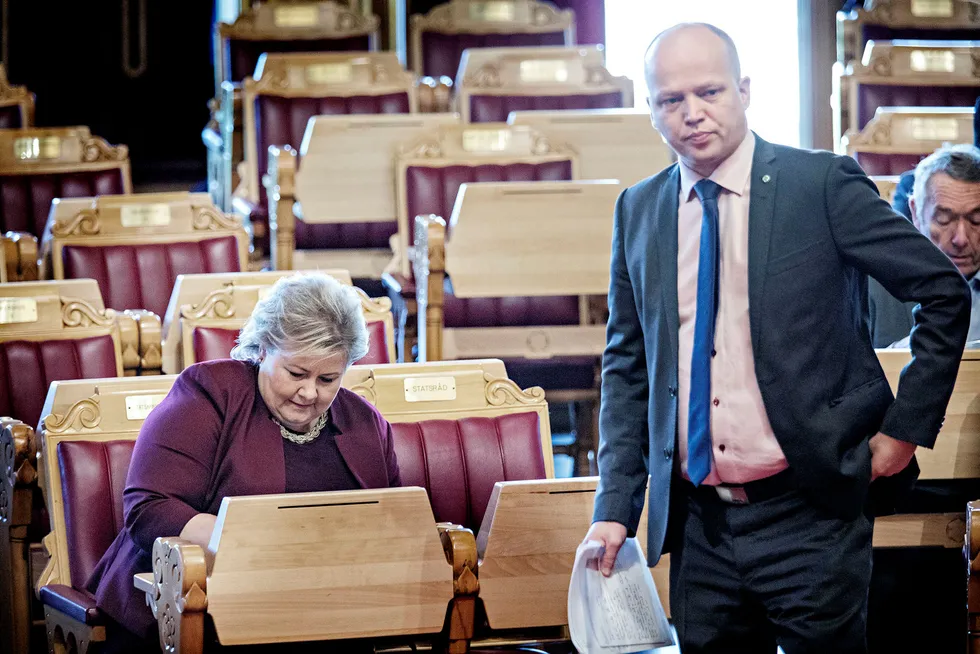 Senterpartiet-leder Trygve Slagsvold Vedum hadde lest noe om kuer i statsbudsjettet – og var rystet. Onsdag tok han det opp med statsminister Erna Solberg i spontanspørretimen.