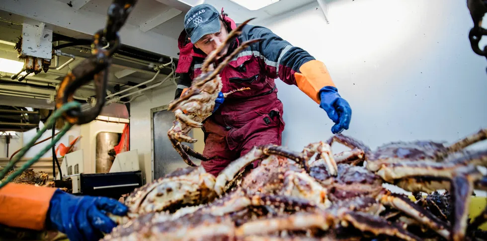 Kongekrabbefiske er et svært populært. Det er mulig å gjøre store penger på kort tid. I dag er dette fisket forbeholdt fiskere bosatt i Finnmark og noen få fiskere sørfra som har fått historiske krabberettigheter.