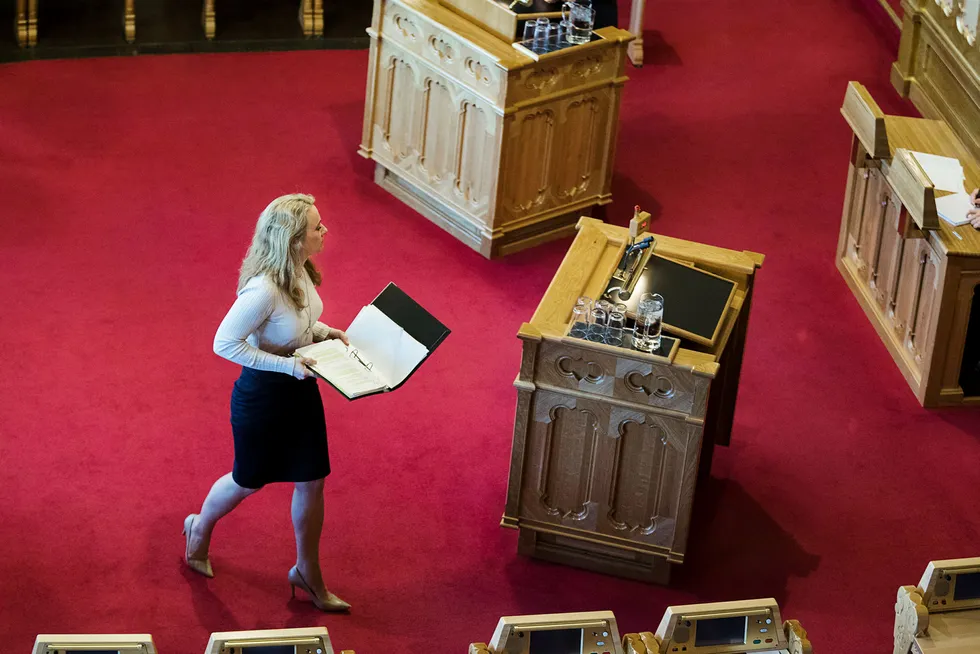 Arbeids- og sosialminister Anniken Hauglie gjør endringer i reglene for arbeidsavklaringspenger (AAP). Foto: Per Thrana