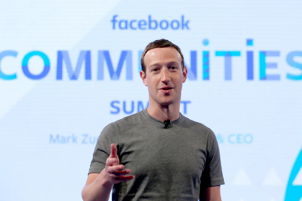 Mark Zuckerberg er ingen tenåring, men selskapet hans er fortsatt det, skriver artikkelforfatteren.