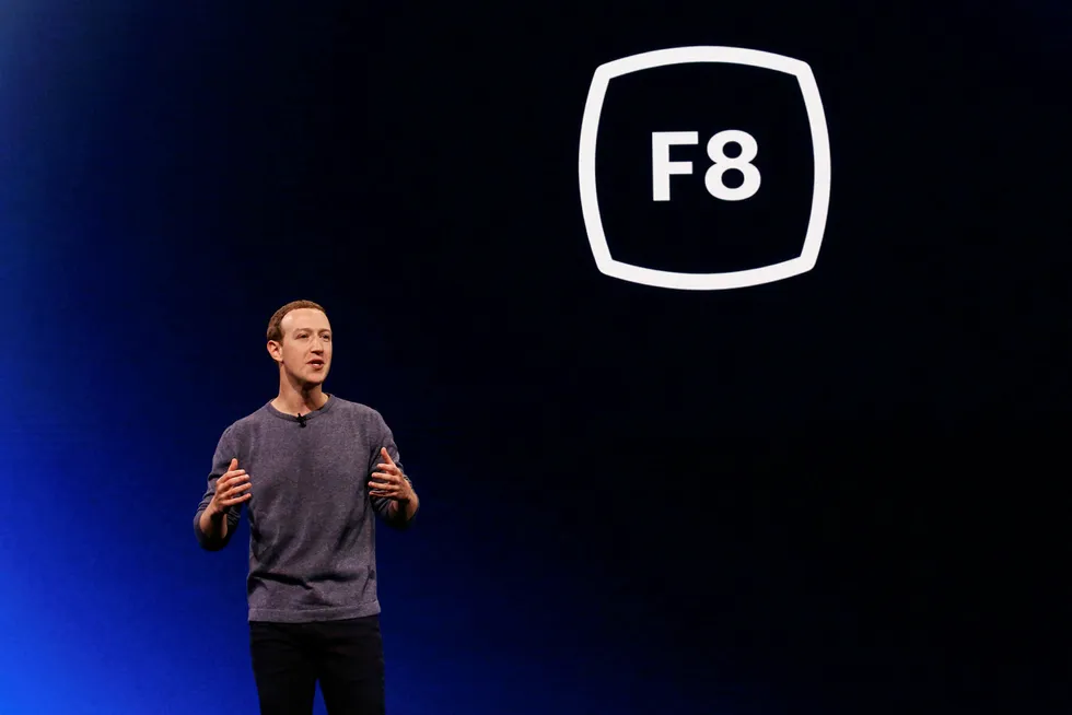 Facebook-sjef og grunnlegger Mark Zuckerberg var raskt ute for å fortelle om de nye retningslinjene på plattformen fredag. Her avbildet i 2019.