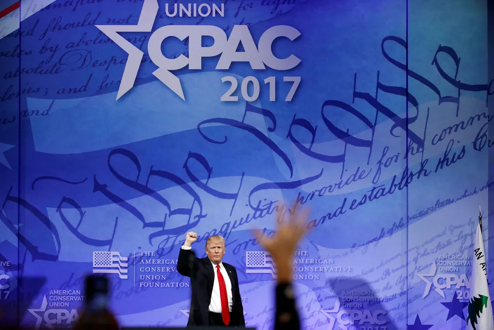 President Trump etter talen på CPAC-konferansen i Maryland fredag. Foto: Alex Brandon / AP / NTB Scanpix