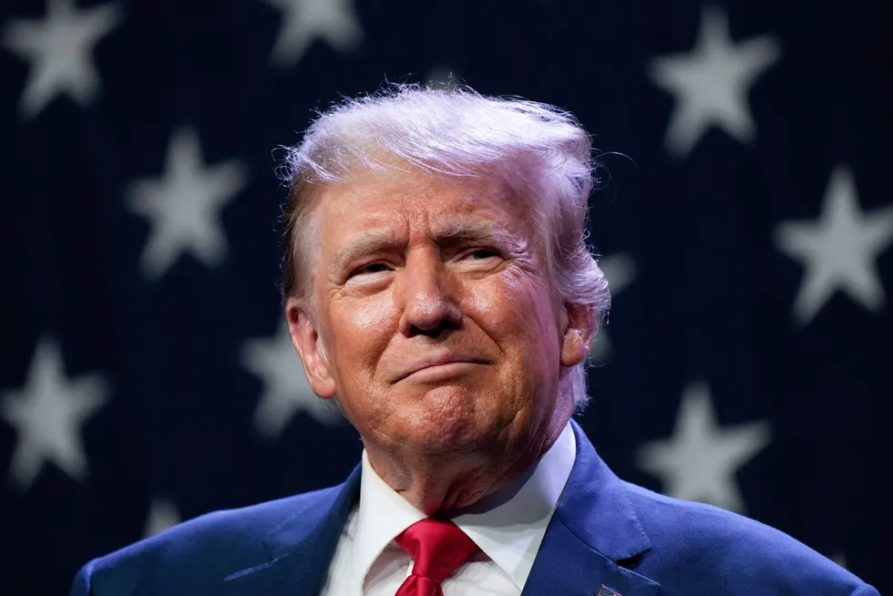 Donald Trump er tiltalt for å forsøke å få omgjort valgresultatet i 2020.