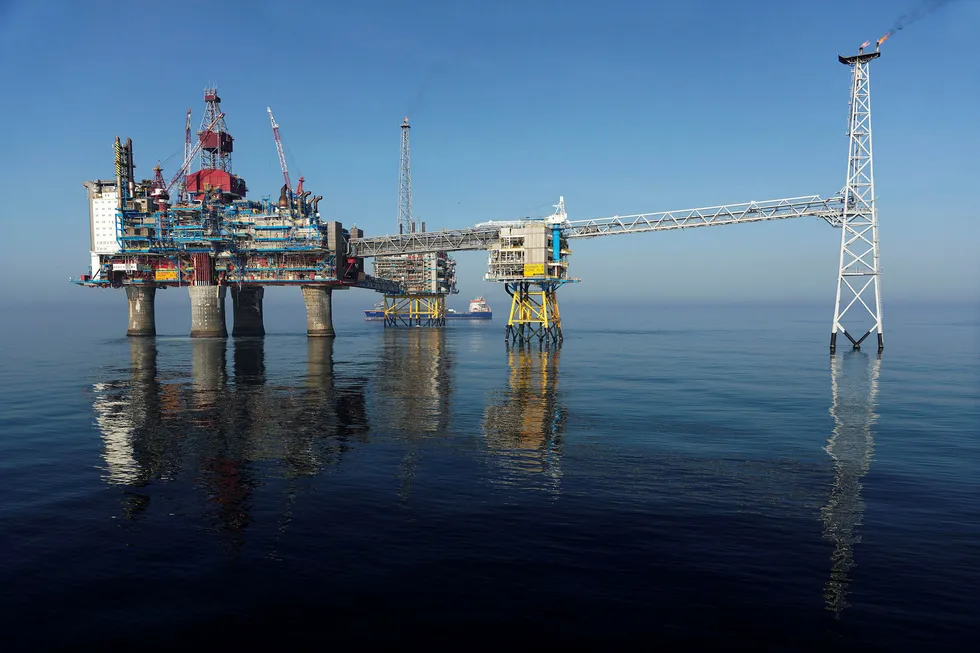 Pengene staten henter ut fra blant annet Sleipnerfeltet i Nordsjøen skal fremover ikke investeres i olje. Foto: Øyvind Hagen/Statoil