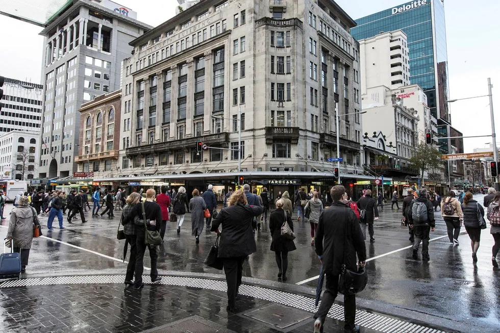 Auckland er New Zealands kommersielle sentrum og en sterkt bidragende årsak til at landet ender på topp i Verdensbankens Doing Business-indeks. Men rangeringen sier bare noe om rekkefølge på de 190 landene og mindre om de faktiske forskjellene, mener Kalle Moene. Foto: Brendon O'Hagan/Bloomberg