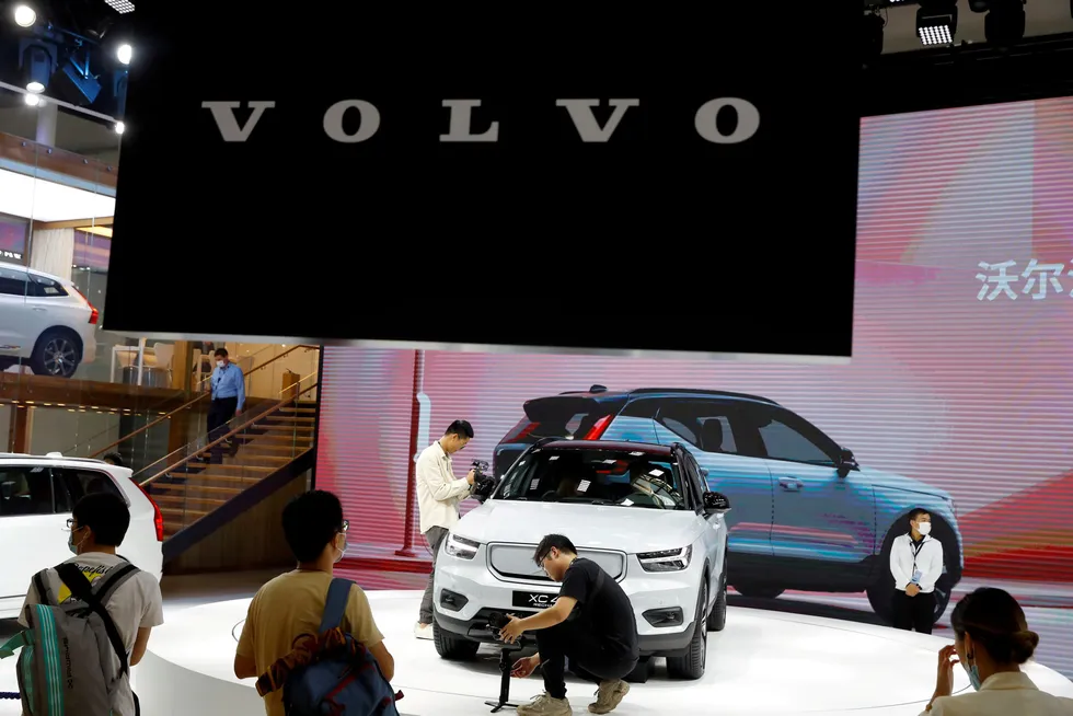 Volvo-modellen XC40 vises frem på en bilutstilling i Beijing i Kina.