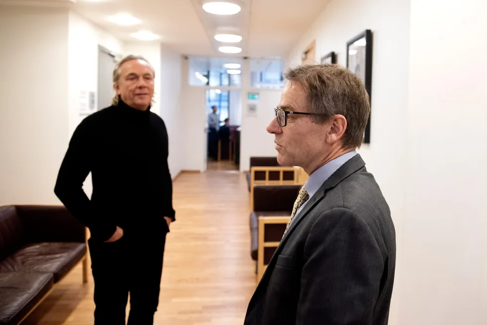 Gerhard Ludvigsen (til venstre) og Knut Søvold blir begge fremstilt for varetektsfengsling torsdag og etterforskes av Økokrim for grov korrupsjon. Bildet er fra en sivil rettssak de to har vært involvert i tidligere.