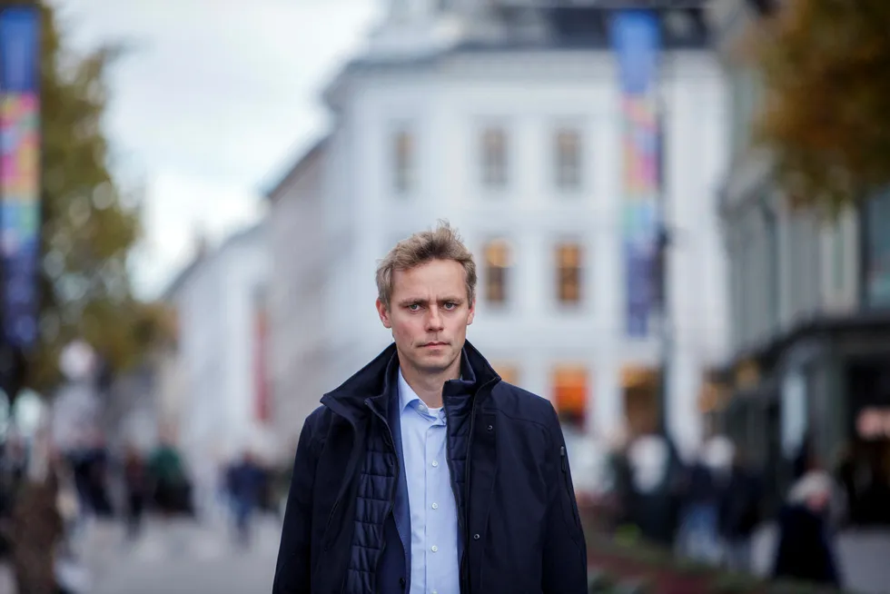 Senterparti-nestleder og oljedirektør Ola Borten Moe er villig til å påføre norsk oljenæring en dramatisk klimasmell.