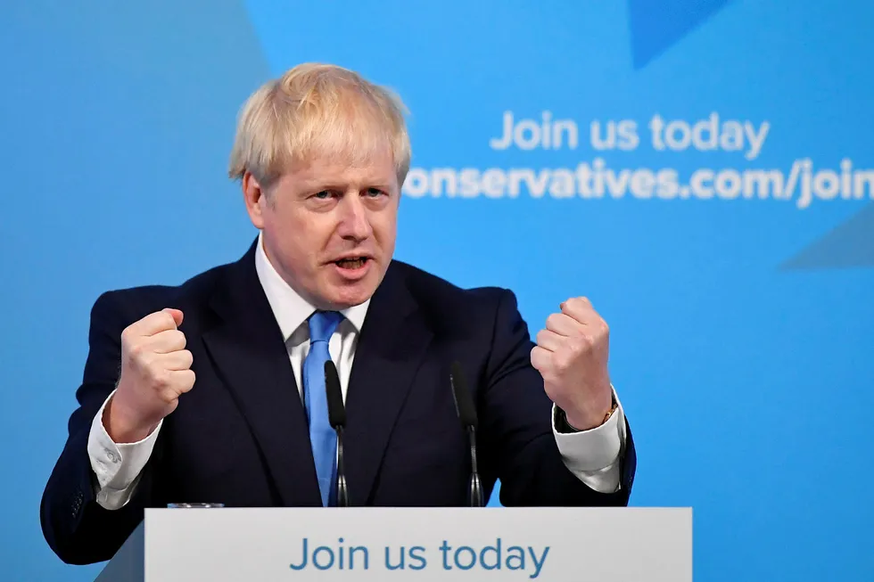 Boris Johnson står overfor en oppgave som rent politisk virker om mulig enda mer utfordrende enn den Churchill møtte da han tok over i 1940.