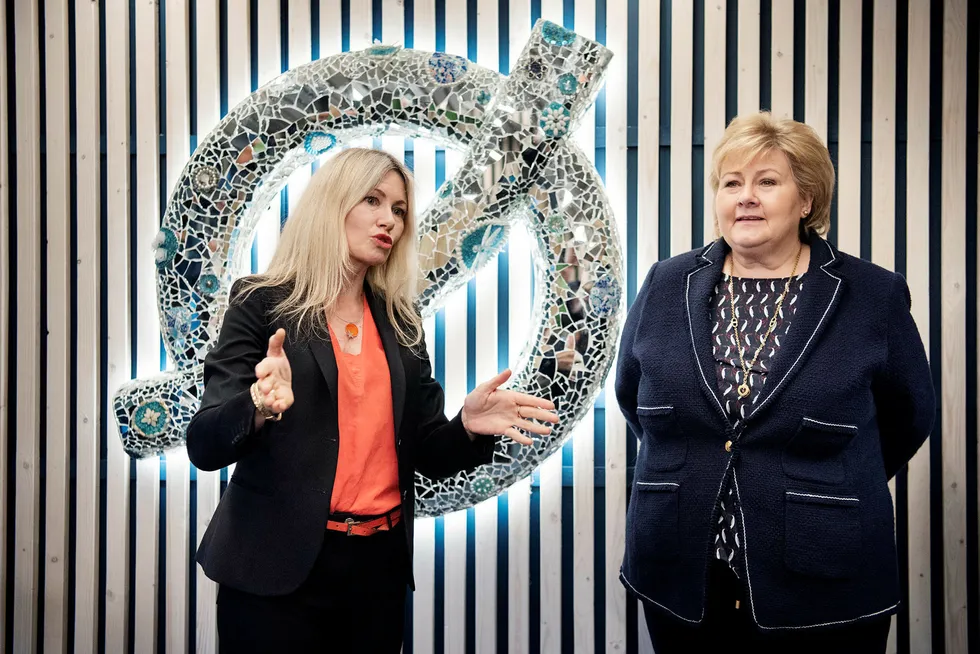 Nysnø-sjef Siri M. Kalvig fikk tirsdag besøk av statsminister Erna Solberg i lokalene i Stavanger. Der ble også Nysnøs tredje investering kunngjort, i sensorselskapet Disruptive Technologies.
