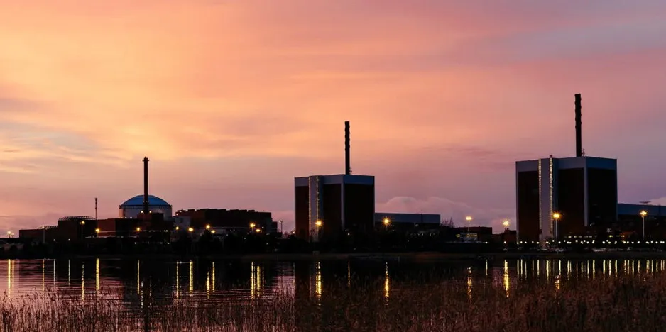 Olkiluoto 3 er det nyeste kjernekraftverket i Norden, når det etter planen snart skal komme i reell, normal produksjon – 14 år forsinket. Nå vil også flere fylkeslag i Senterpartiet se nærmere på kjernekraft i Norge.