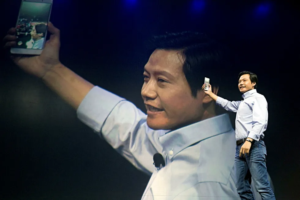 Xiaomis grunnlegger Lei Jun har på syv år skapt Kinas største privateiede selskap. Nå gjør «enhjørningen» seg klar til børsnotering. Foto: Ng Han Guan/Ap/NTB scanpix