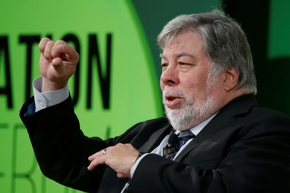 Apples grunnlegger Steve Wozniak har stor tro på digitale valuter til tross for at kursene har stupt i år. – Jeg er mest interessert i å eksperimentere med teknologien og skjønne denne, sier han i et intervju. Foto: Luca Bruno/AP/NTB Scanpix