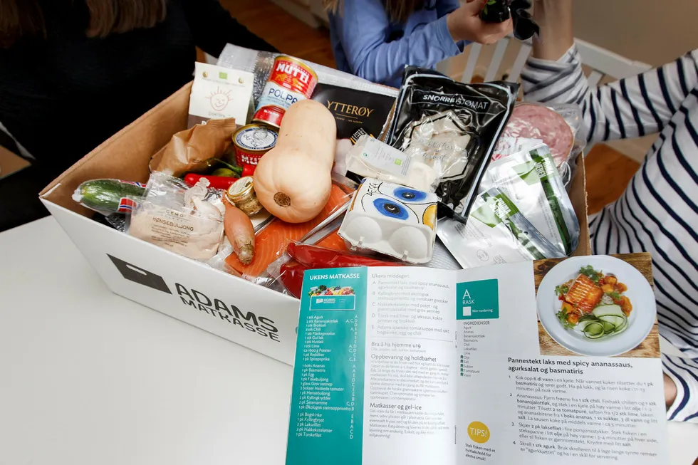 Matkasser gir et utvalg måltider som kan bestilles via en app eller på nettstedet, og kommer levert på døren med ingredienser og oppskrifter. Foto: Kallestad, Gorm
