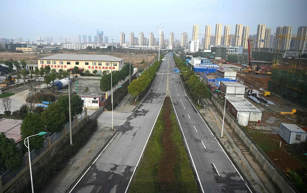Tomme gater i Wuhan i Kina 4. mars 2020.