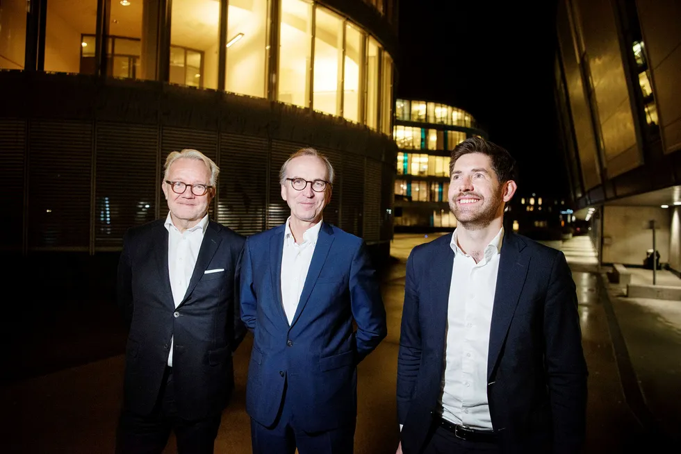 Hitec Vision kjøper nytt oljeselskap. Fra venstre seniorpartner i Hitecvision Gunnar Halvorsen, styreleder i Solveig Gass, Gunnar Olsen, og partner i Hitecvision Bertel Ånestad.