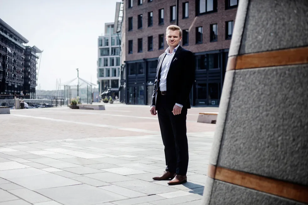 Analytiker Markus Borge Heiberg i Kepler Cheuvreux tror prissamarbeidet vil åpne døren for flere internasjonale merkevarer i norske butikker og lavere priser på sikt.