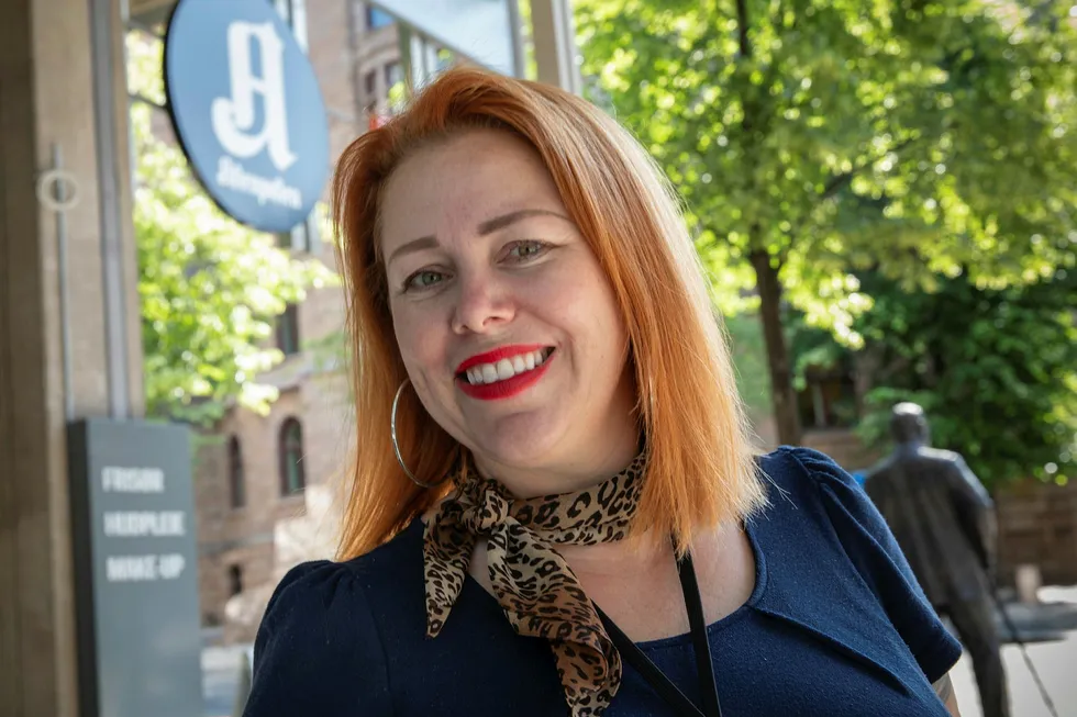 Cecilie Asker er ny kulturredaktør i Aftenposten. Hun tar over etter Sarah Sørheim som er ny nyhetsredaktør i NTB.