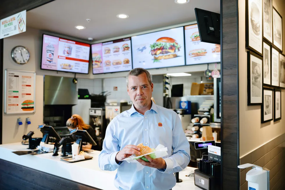 Olav Bæverfjord er norgessjef for Burger King. Selskapet kan se tilbake på gode resultater under korona. Nå treffer strømprisene hardt.