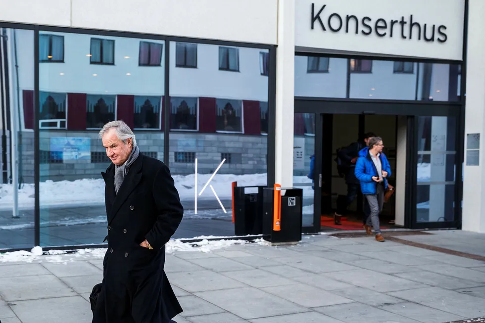 Bjørn Kjos konsernsjef i Norwegian har holdt et foredrag som flere ganger ble avbrutt av applaus og latter på luftfartskonferanse på Stormen i Bondø.