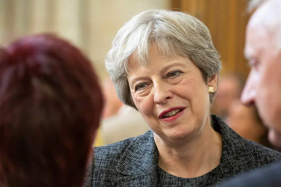 USAs statsminister Theresa May er redd Storbritannia går på hodet ut av EU uten en avtale.