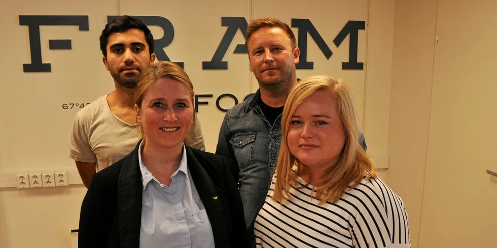 Staben i Fram Seafood. Fra venstre: Marit Sivertsen (salgssjef) og Marte Øritsland (back office), Kocher Salay (back office) og Ole Kristian Kjellbakk (daglig leder).