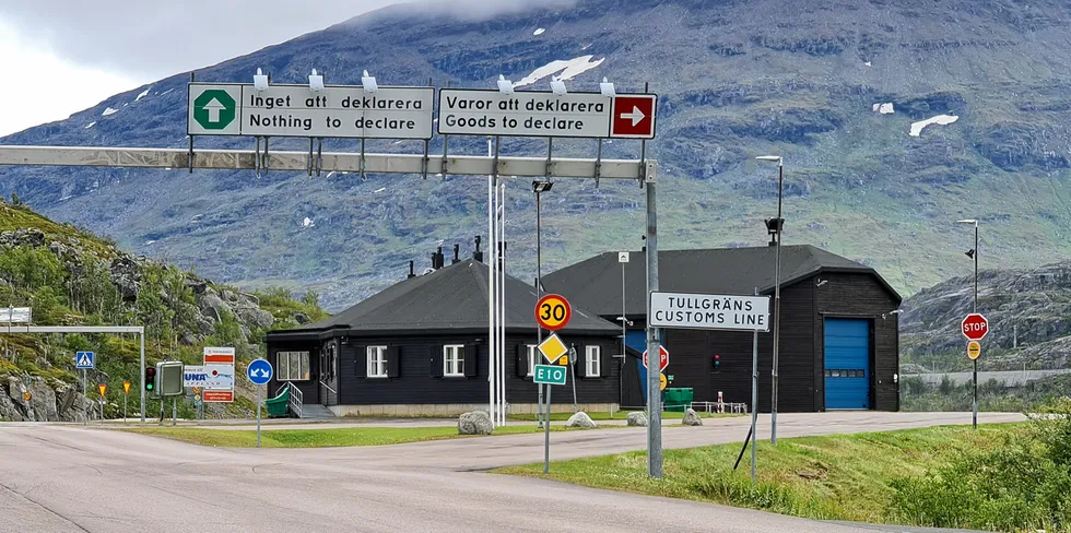 I Nordland er det bare gjort beslag på tollstasjon på Bjørnfjell i Narvik. Der er det beslaglagt rundt 960 kilo fisk og 115 kilo krabbe per 8. august.