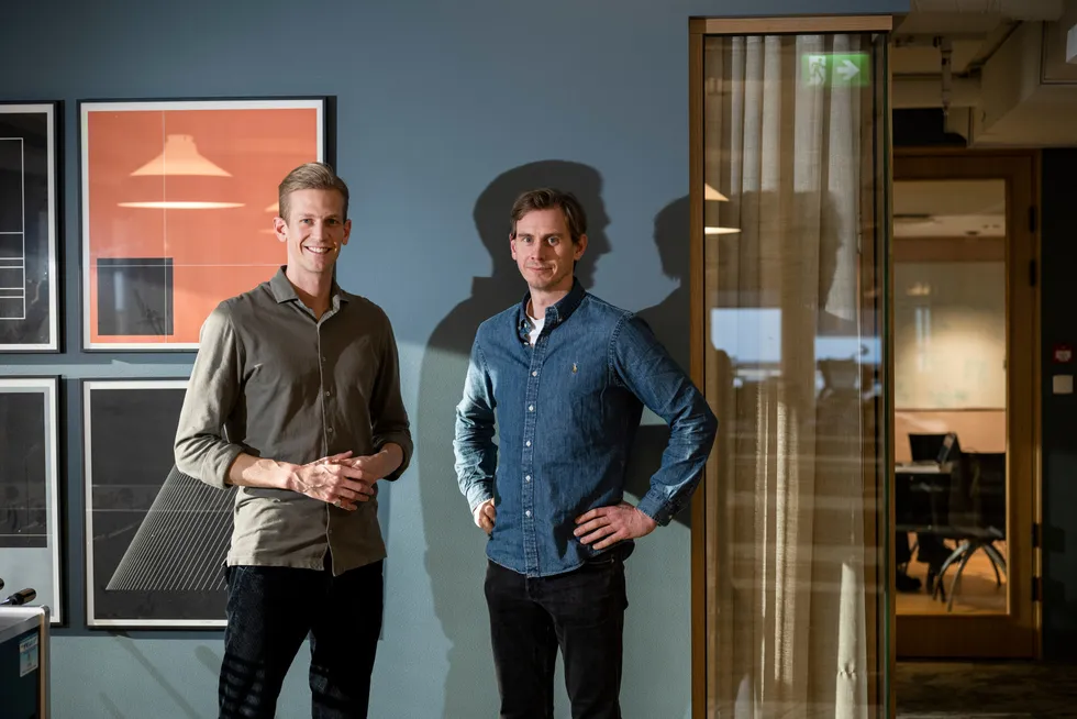 – På mange av investeringene har vi gjort ti-gangeren, sier toppsjef Espen Malmo (til venstre) i Skyfall Ventures. Ved siden av står medeier Jon Kåre Stene, som også er en av gründerne bak nettmatselskapet Oda.