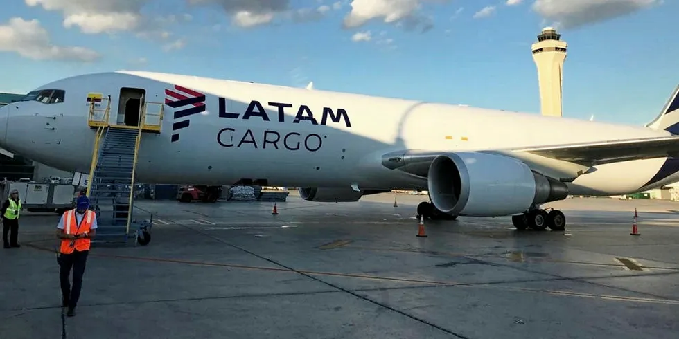 USAs vestkyst er klar for å gjenåpne for chilensk laks etter at flyfraktselskapet LATAM, åpner nye ruter til Los Angeles og Miami.