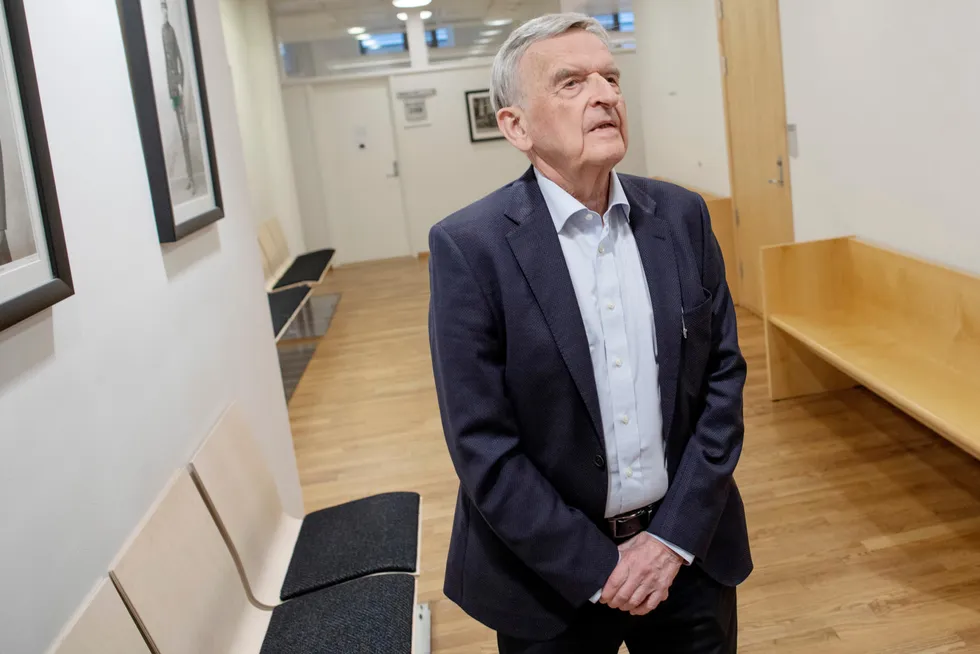 Ivar Løge har vært en av de største privatinvestorene på Oslo Børs de siste 40 årene. I dag er Kongsberggruppen hans desidert største enkeltaksje.