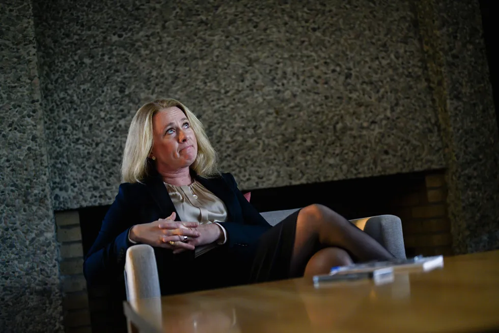 Koronatiltak rammer noen bedrifter hardt, men Anniken Hauglie, viseadministrerende direktør i NHO, overdriver betydningen av dem.