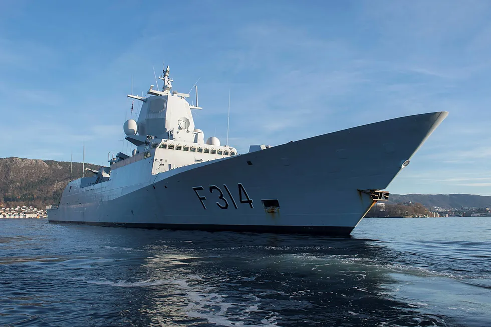 Intet norsk forsvarsbudsjett vil kunne holde følge med et økende antall ulike systemer i strukturen, skriver Sverre Diesen. Norge har bare fire fregatter.