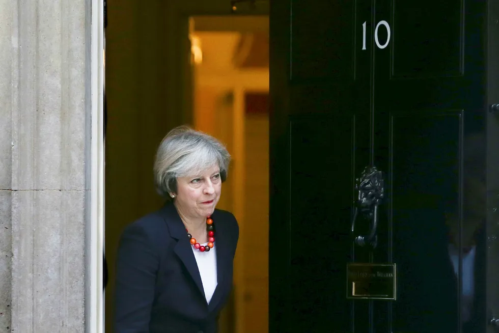 Storbritannias statsminister Theresa May har lovet å gjøre brexit til en suksess. Klarer hun å kaste av åket fra Brussel og få britisk økonomi til å blomstre vil trolig langt flere enn Nei til EU ønske å følge etter britene. Foto: Daniel Leal-Olivas/AFP/NTB Scanpix