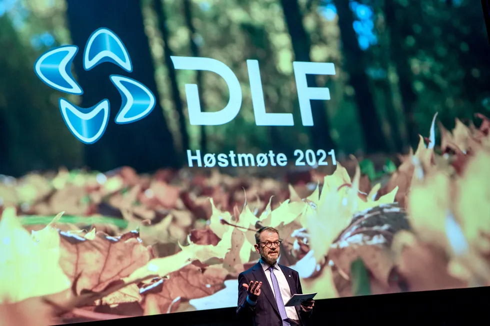 Fra Dagligvareleverandørenes forenings (DLFs) høstmøte på Quality Hotel i Tønsberg. Helge Hasselgård, administrerende direktør DLF, hevder debatten bør handle om hva som tjener forbrukerne.