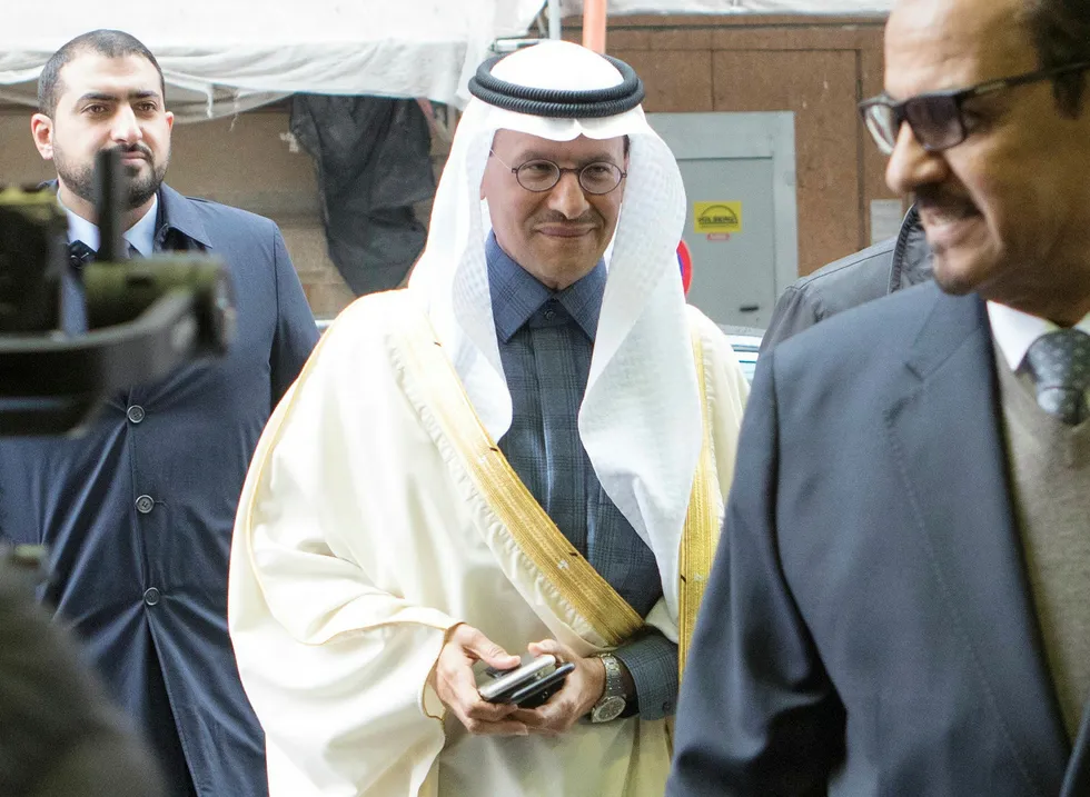 Prins Abdulaziz bin Salman Al-Saud, energiminister i Saudi Arabia ankom i dag det 178. Opec-møtet, som ble avholdt i Wien.
