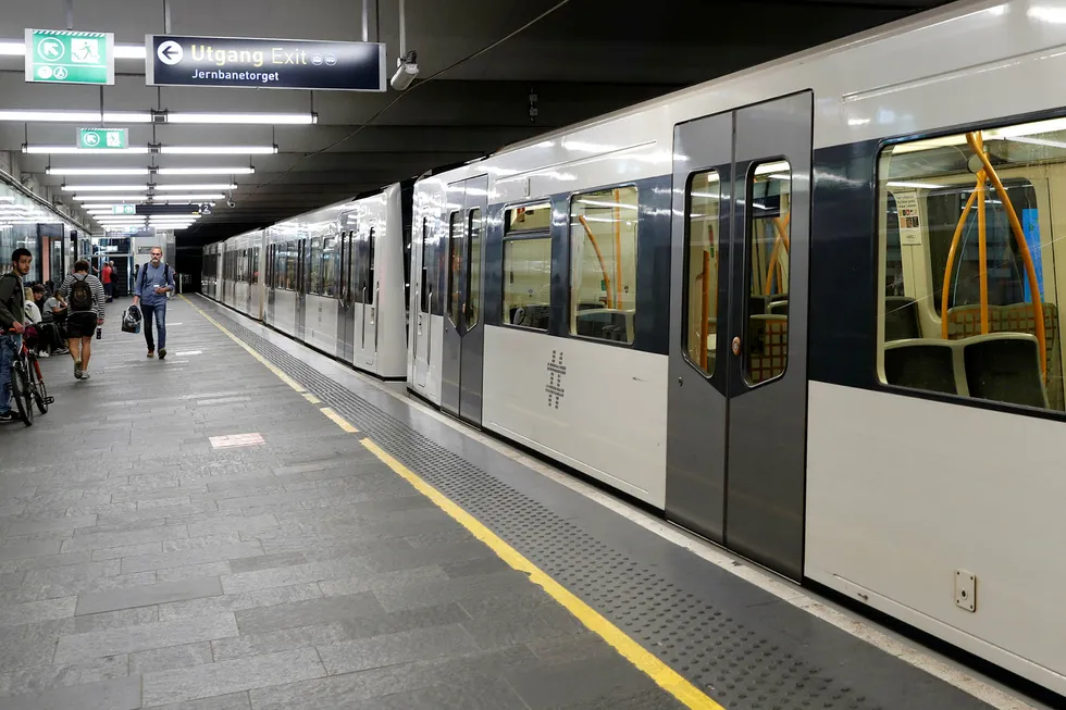 Ny T-banetunnel vil Ikke flere avganger fra de viktigste stasjonene Jernbanetorget og Nationaltheatret.