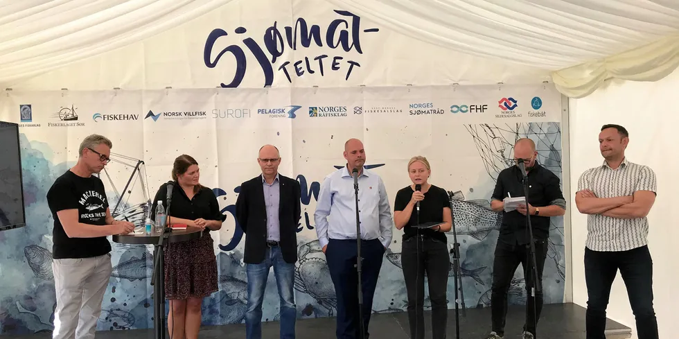 Odd Emil Ingebrigtsen (t.v.), Cecilie Myrseth, Steinar Reiten, Kristian Eikeland, Oda Pettersen, Morten Edvardsen og Torgeir Knag Fylkesnes