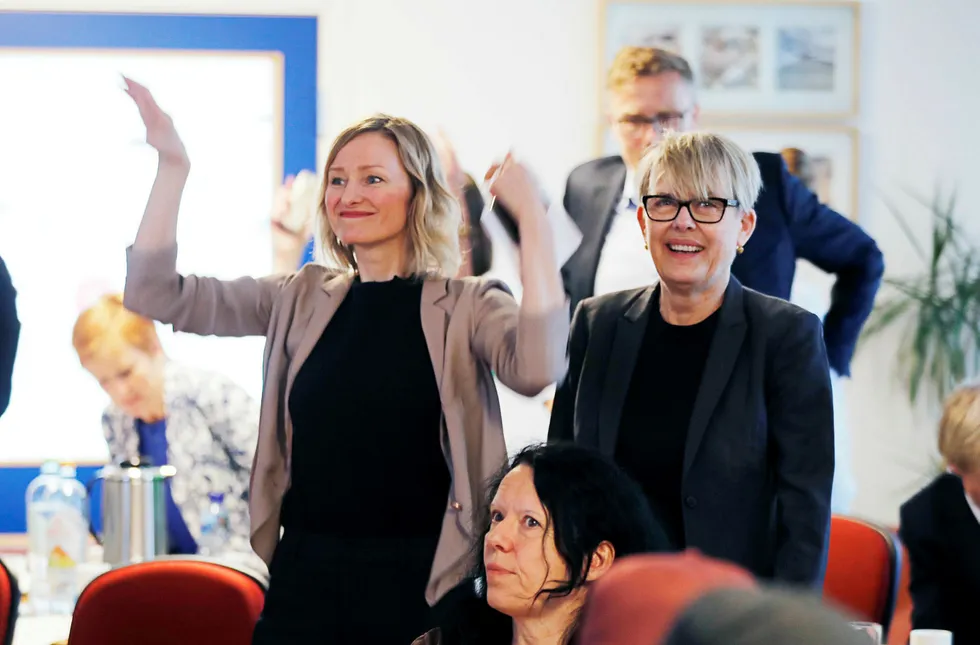 Byråd Inga Marte Thorkildsen (SV) (til venstre) fortsetter i sin stilling, mens Astrid Søgnen slutter som utdanningsdirektør.