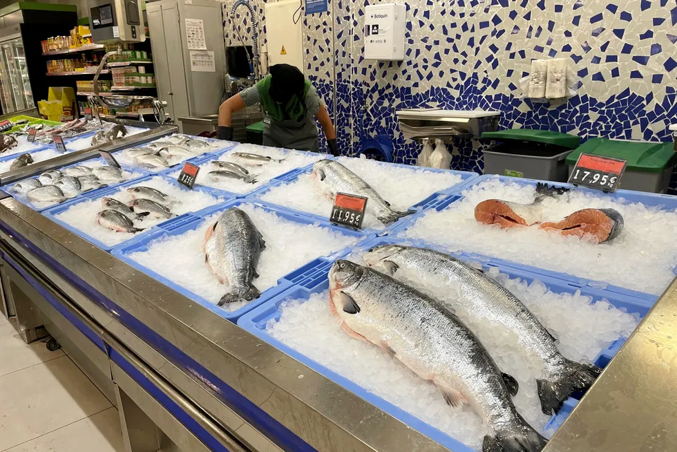 Norwegian farmed salmon prices have taken a tumble.