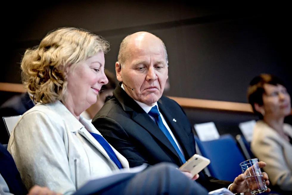Telenor-direktør Berit Svendsen og Telenor-sjef Sigve Brekke.