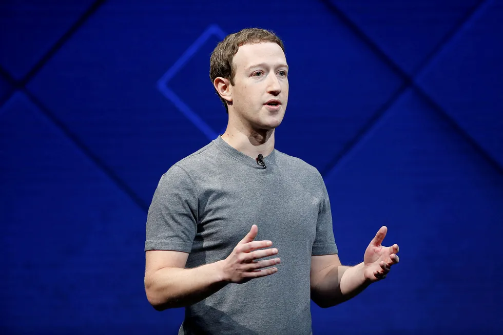 – Totalt har vi gjort endringer som har redusert tidsbruken på Facebook med rundt 50 millioner timer per dag, sier Facebook-toppsjef Mark Zuckerberg. Foto: STEPHEN LAM