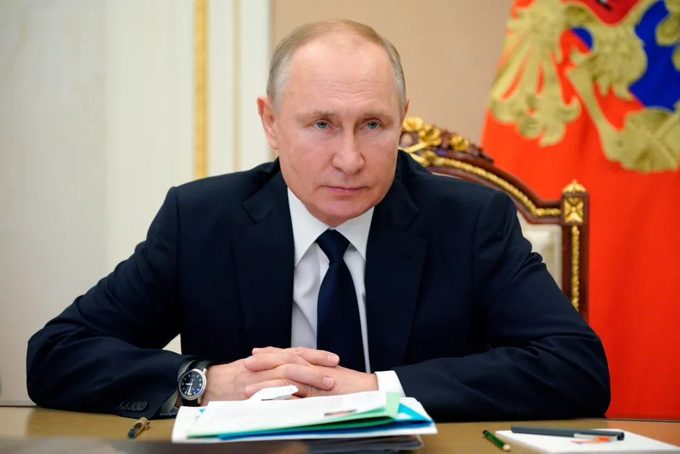 Vladimir Putin sørger for den største militære styrkeoppbygging mot Ukraina siden 2014.