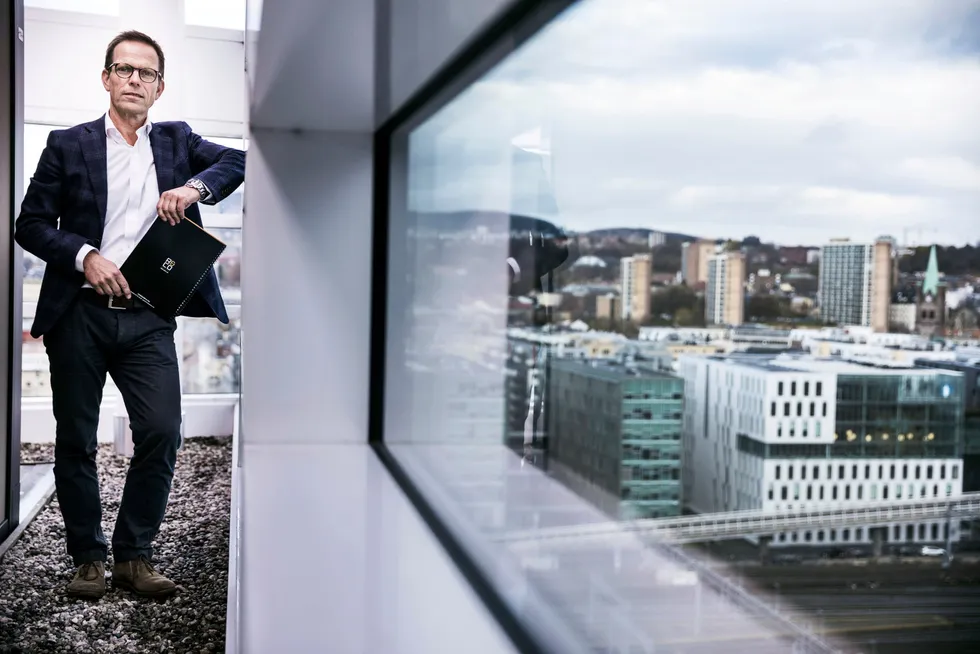 Seniorrådgiver Mikkel Røisland i rådgivningsselskapet Røisland & Co mener bygging av flere småleiligheter vil dempe boligprisveksten i Oslo.