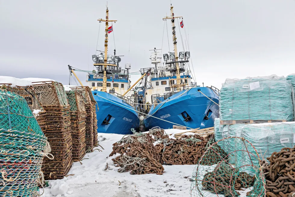 Russerne truet med å trekke seg fra kvoteavtalen med Norge dersom det ble innført nye sanksjoner mot Russland. Nå er partene enige om å fiske mer torsk enn anbefalt, men hvor lurt er dette? spør Fiskeribladet.