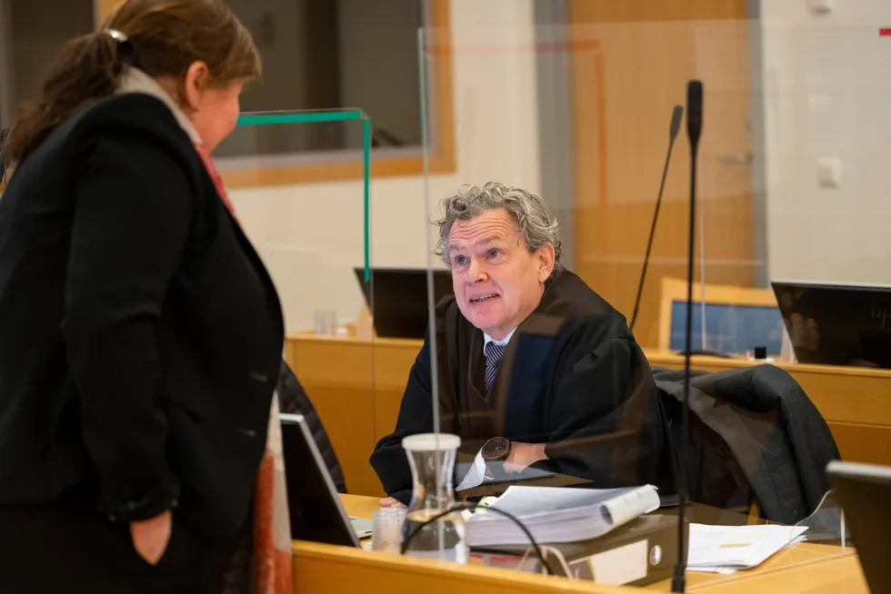 Advokatene Vibeke Hein Bæra og Knut Henrik Strømme frykter at vitner har latt seg påvirke av den massive medieomtalen den såkalte Tjøme-saken har fått siden 2017.