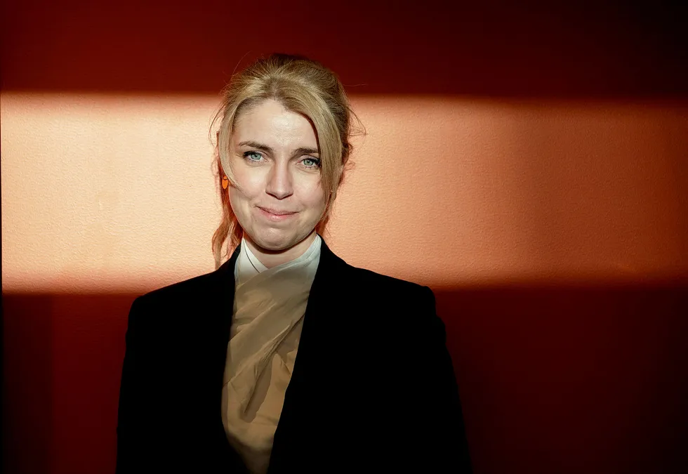Sjefredaktør Alexandra Beverfjord har grunn til å smile. Avisen er frifunnet i Oslo tingrett.