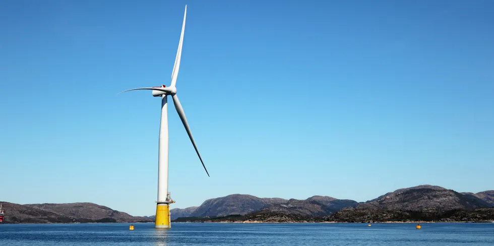 En massiv havvindutbygging vil svekke norsk fiskerinæring, og det er hasardiøst å åpne for en storutbygging før havforskerne har konkludert med hvordan fiskebestandene reagerer på slike installasjoner.