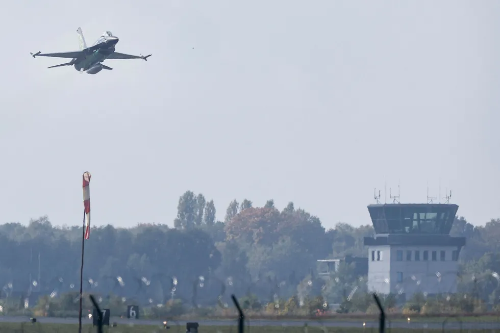 Nato bekreftet for første gang offentlig i 2022 at kjernevåpenøvelsen «Steadfast Noon» finnes. Bildet viser et belgisk F-16-fly fra 2022, og i oktober i år deltok også F-35-fly, samt norske stabsoffiserer.